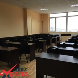 caucasus international university class-room